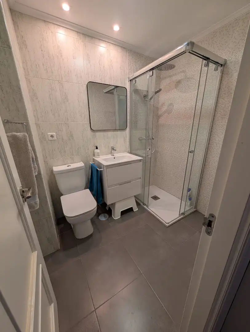 Flat for rent in Calle Arsenio Odriozola, Valdenoja