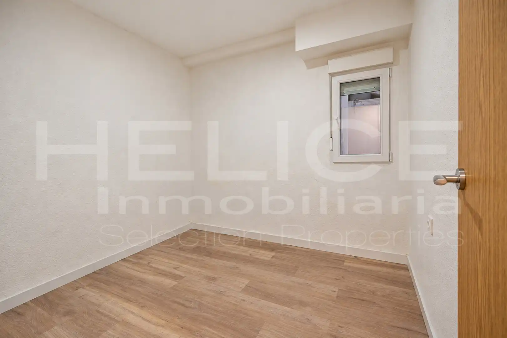 Habitación de Piso en venta en Paterna con Aire acondicionado, Calefacción y Parquet