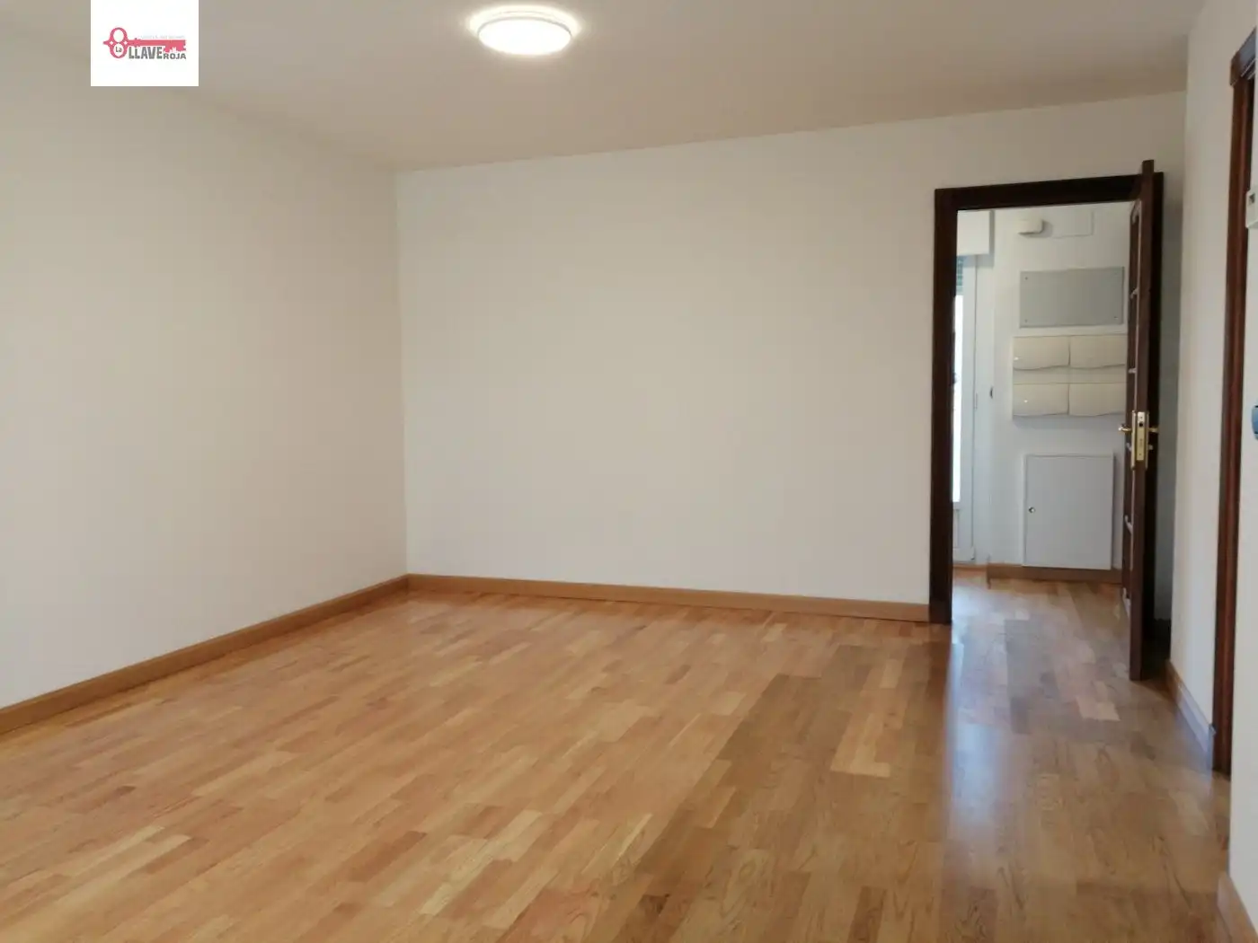 Schlafzimmer von Wohnungen zur Miete in Burgos mit Heizung, Parkett und Terrasse