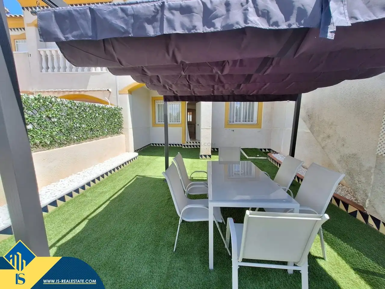 Terrassa de Casa o xalet en venda en Torrevieja amb Aire condicionat, Jardí privat i Terrassa
