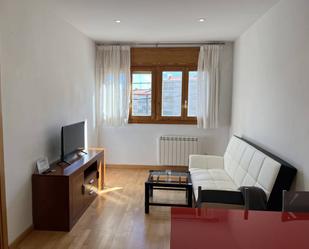 Sala d'estar de Pis de lloguer en Alcañiz amb Calefacció i Moblat