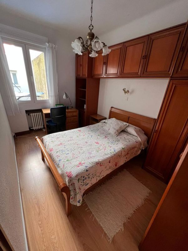 Bedroom of Flat to rent in Bilbao   with Furnished