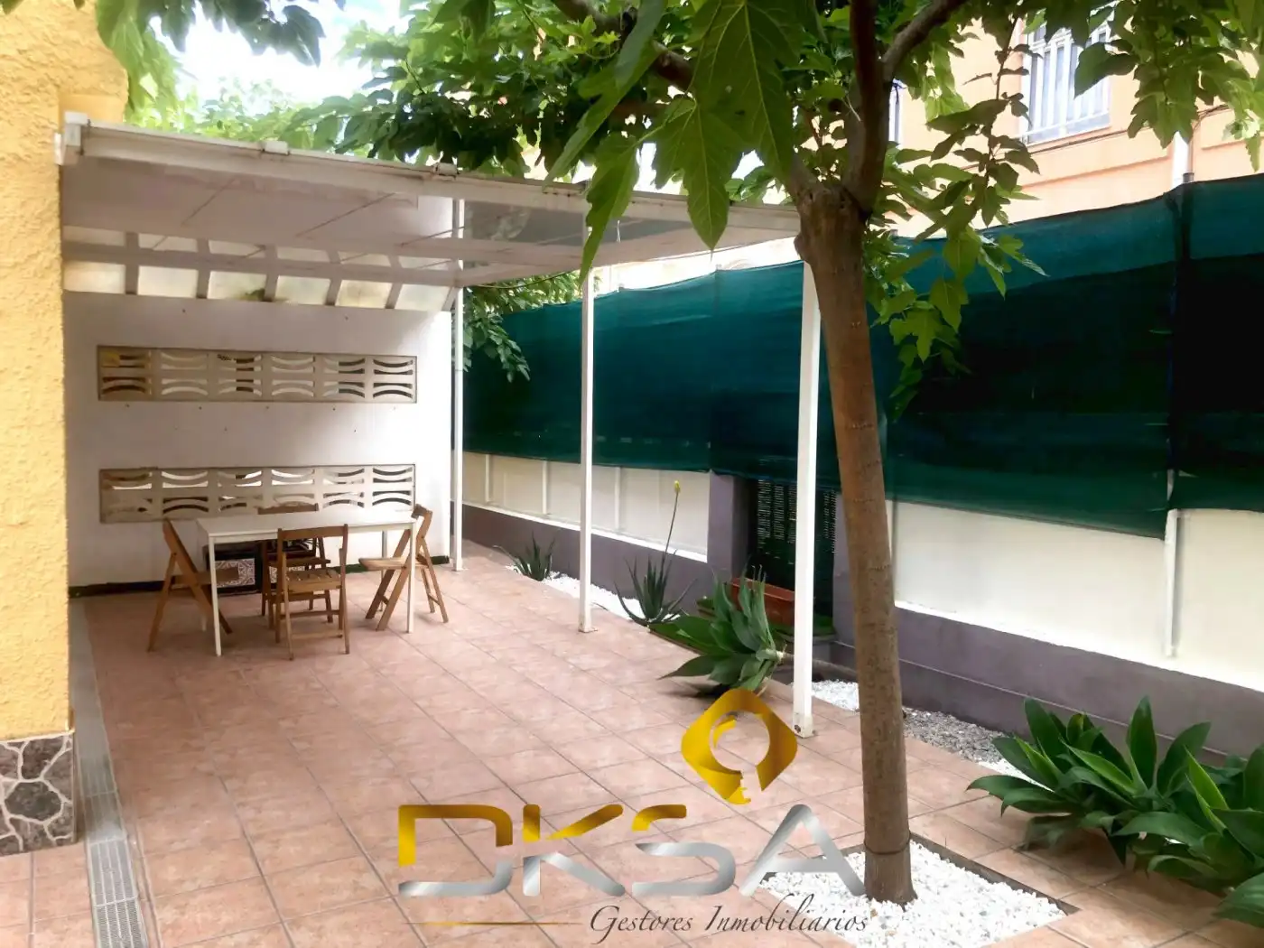 Terrassa de Casa adosada en venda en Benicasim / Benicàssim amb Calefacció, Jardí privat i Terrassa