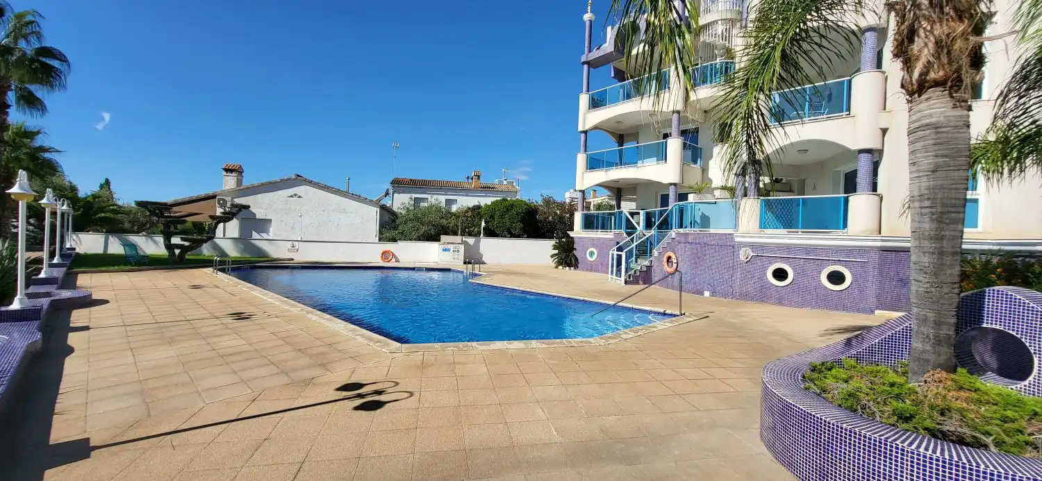 Schwimmbecken von Wohnungen zum Verkauf in Alcanar mit Klimaanlage, Terrasse und Abstellraum