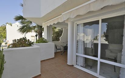 Jardí de Apartament en venda en Marbella amb Terrassa i Piscina