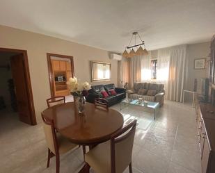 Living room of Flat to rent in Puertollano  with Air Conditioner, Heating and Furnished