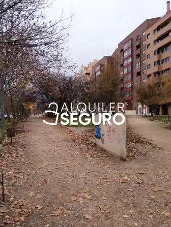 Vista exterior de Piso de alquiler en Valladolid con Calefacción