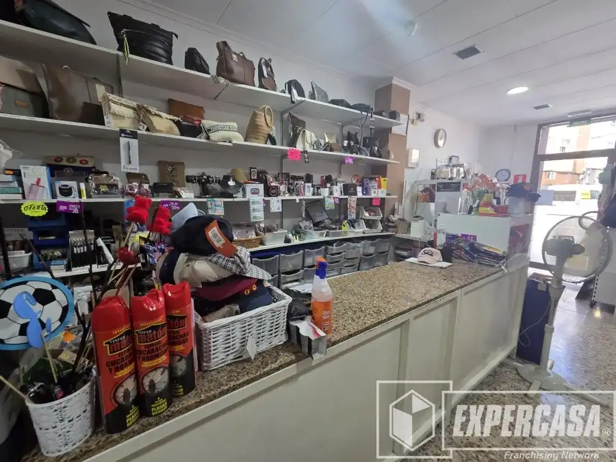 Local comercial en traspàs a Casc Urbà, imagen 13