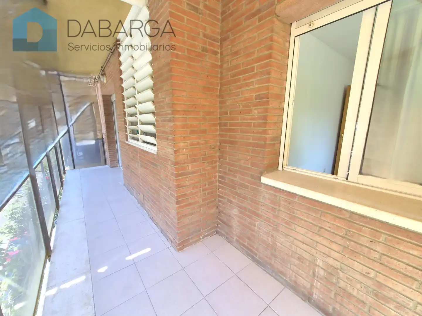 Vista exterior de Piso en venta en Ripollet con Calefacción, Trastero y Horno