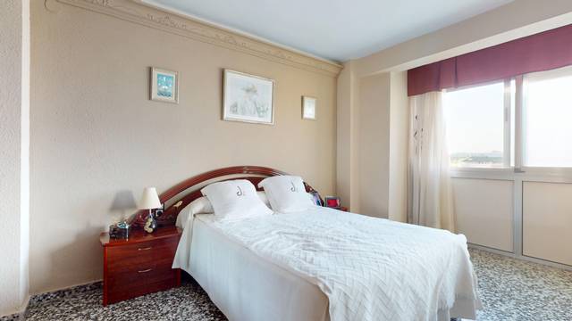 Piso en Venta en Avinguda dels Tamarindes en Nou Campanar