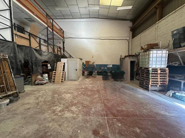 Nave industrial en Alquiler en Maliaño