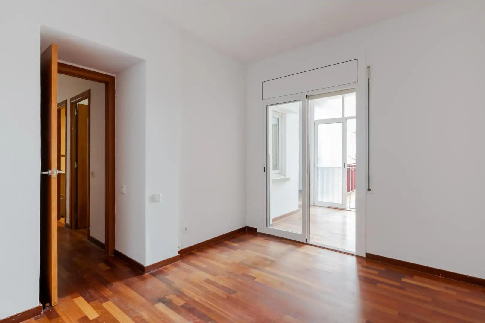Habitación de Piso en venta en Esplugues de Llobregat con Balcón