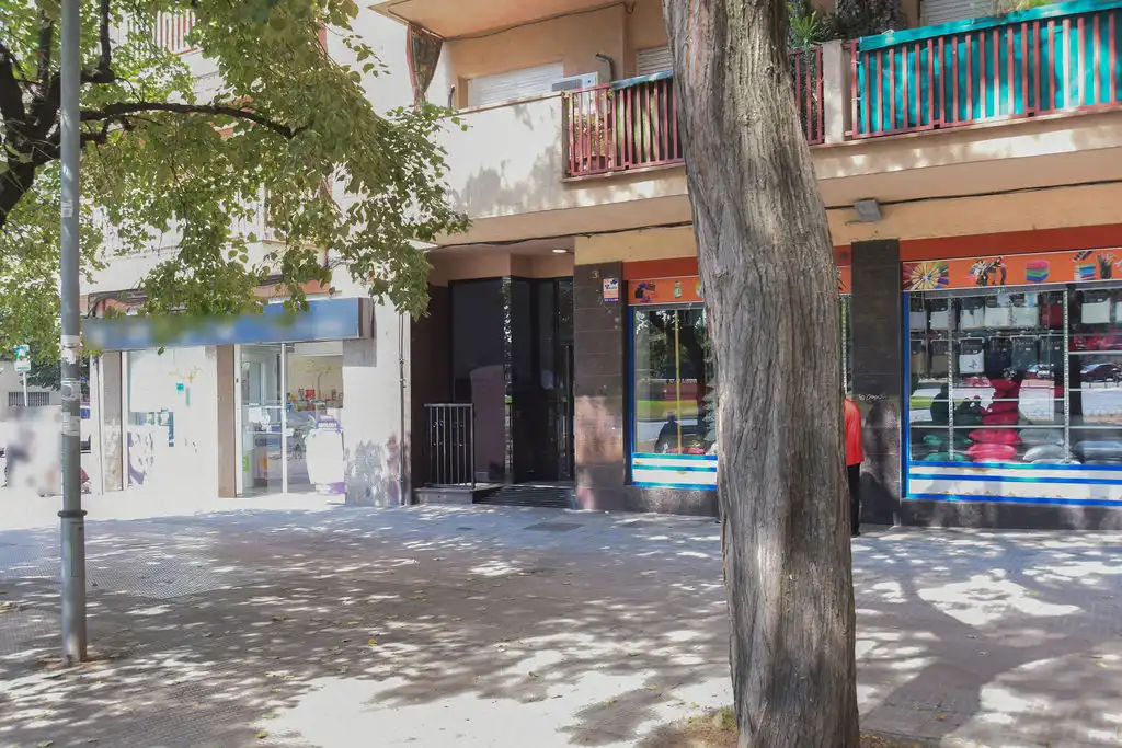 Vista exterior de Pis en venda en Granollers amb Aire condicionat i Calefacció