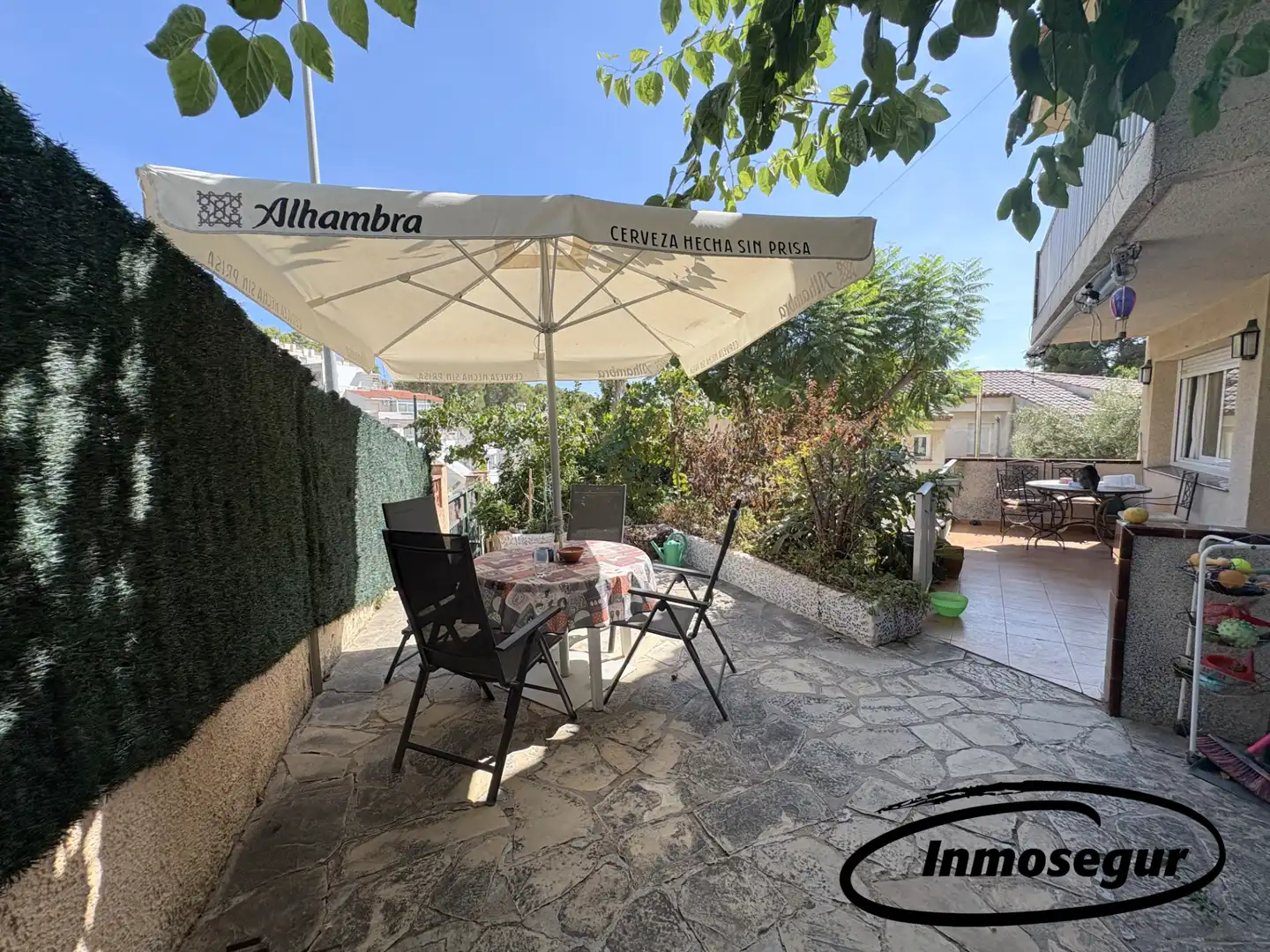 Maison jumelée avec terrasse à vendre à Carrer dels Pins del Cintet 9