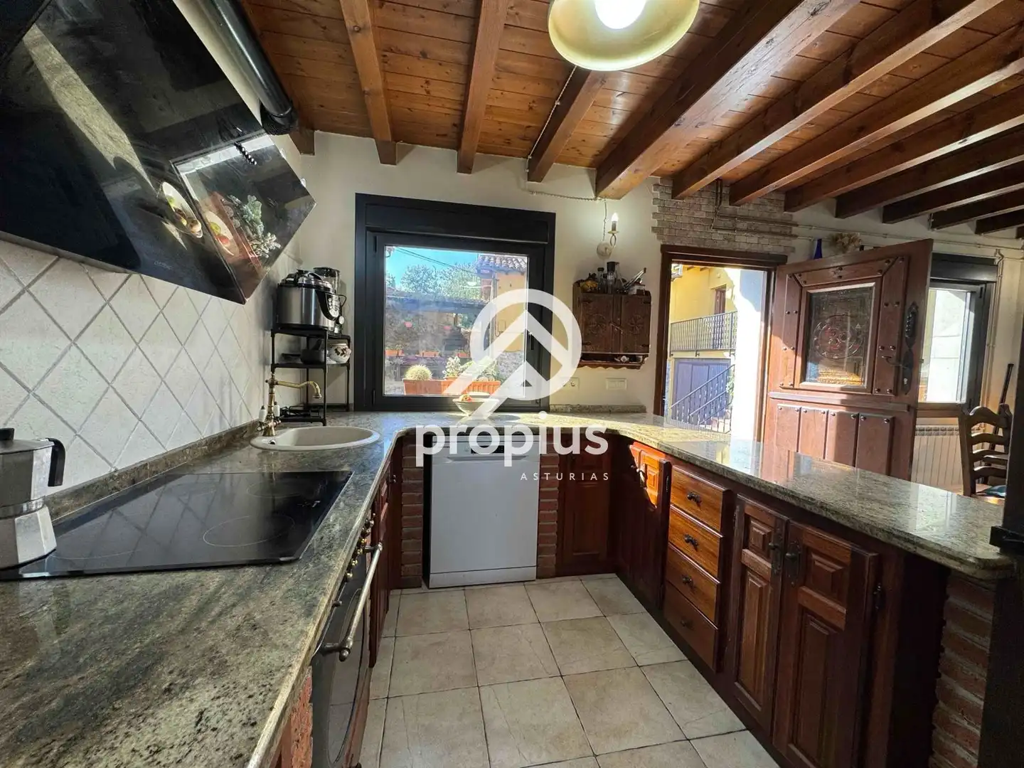 Kitchen of Houses for sale in Llanes  with Heating, Private garden and Parquet flooring