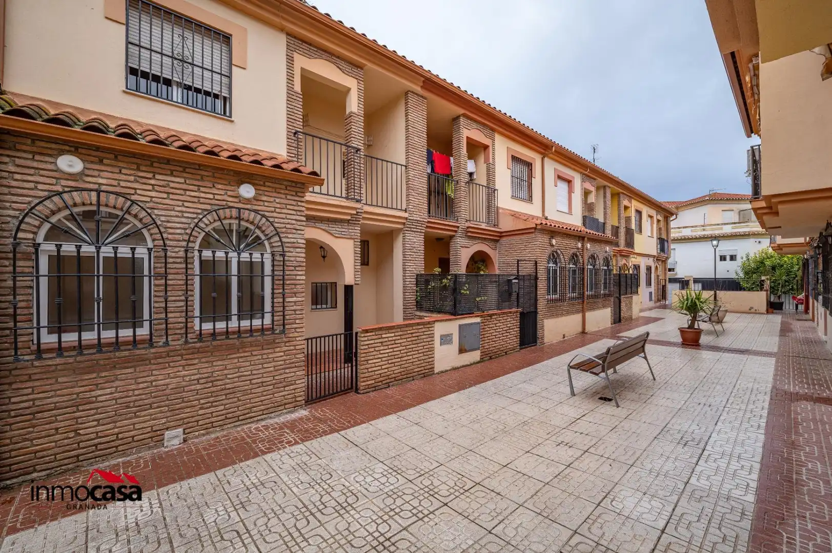 Exterior view of Detached homes for sale in Las Gabias  with Air Conditioner and Balcony