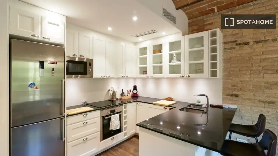 Flat with terrace to rent in Eixample, imagen 6