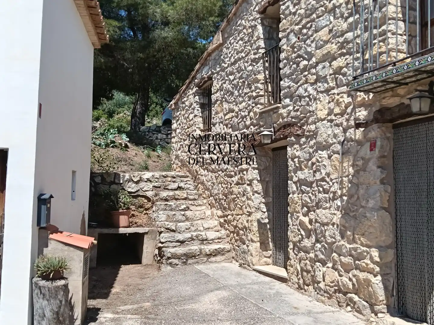 Vista exterior de Casa o chalet en venta en Sierra Engarcerán