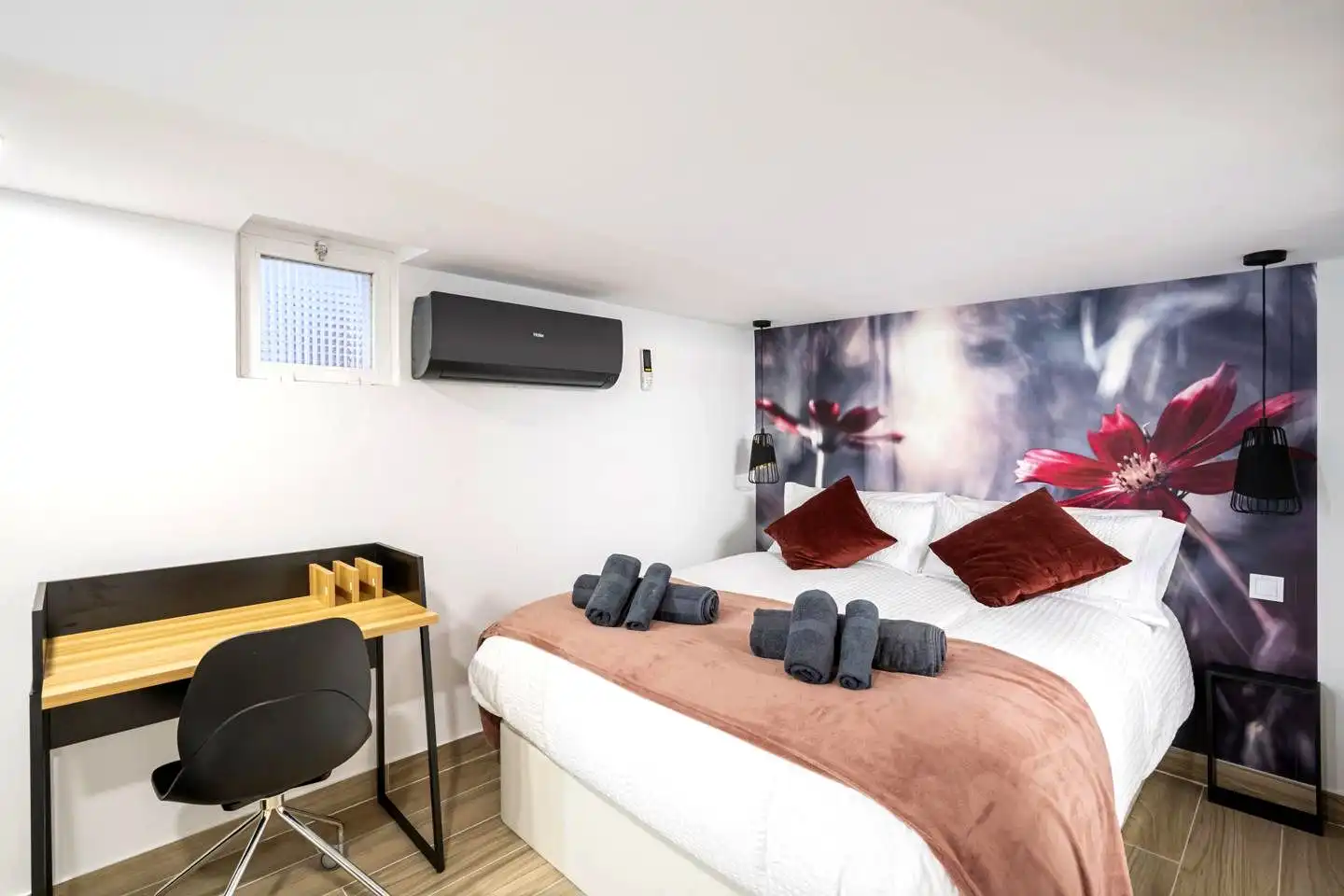 Bedroom of Duplexes for rent in Chamberí