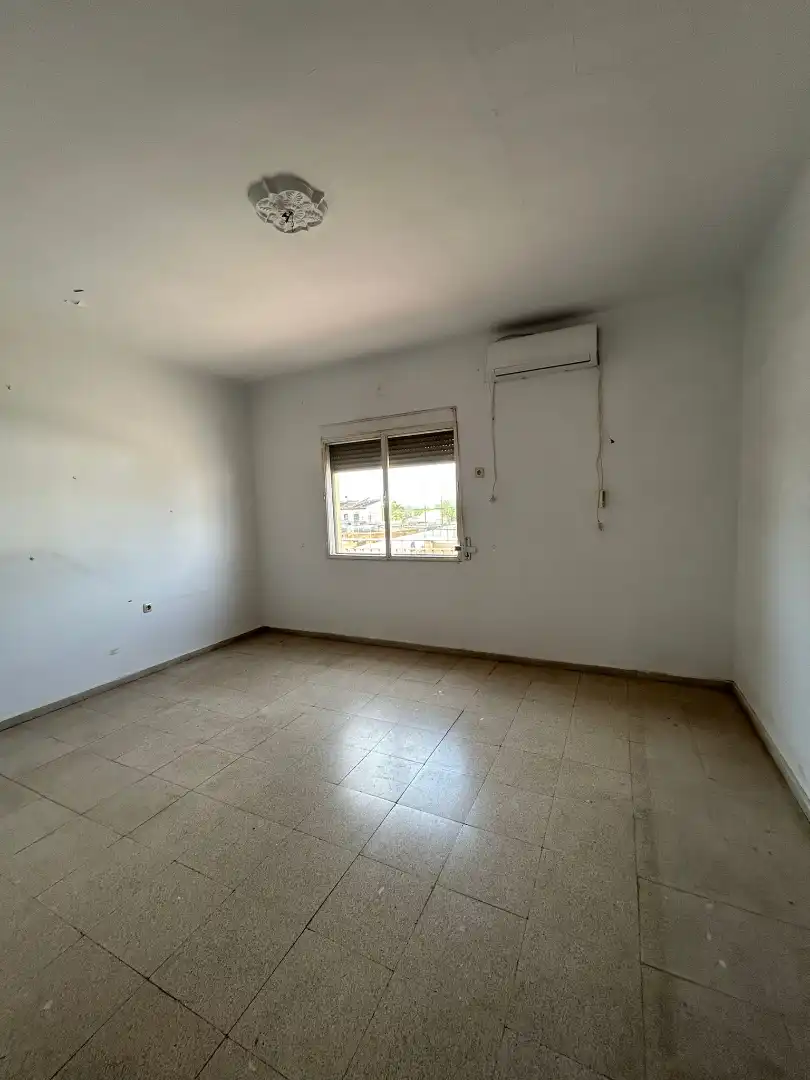 Nau industrial en venda a Avenida de Brenes 7, imagen 61
