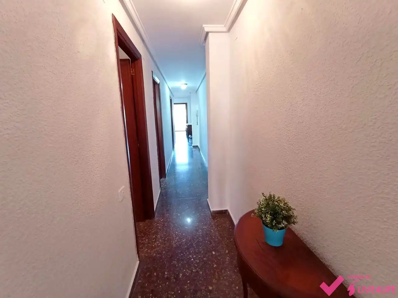 Piso de alquiler en Valencia con Aire acondicionado, Terraza y Amueblado