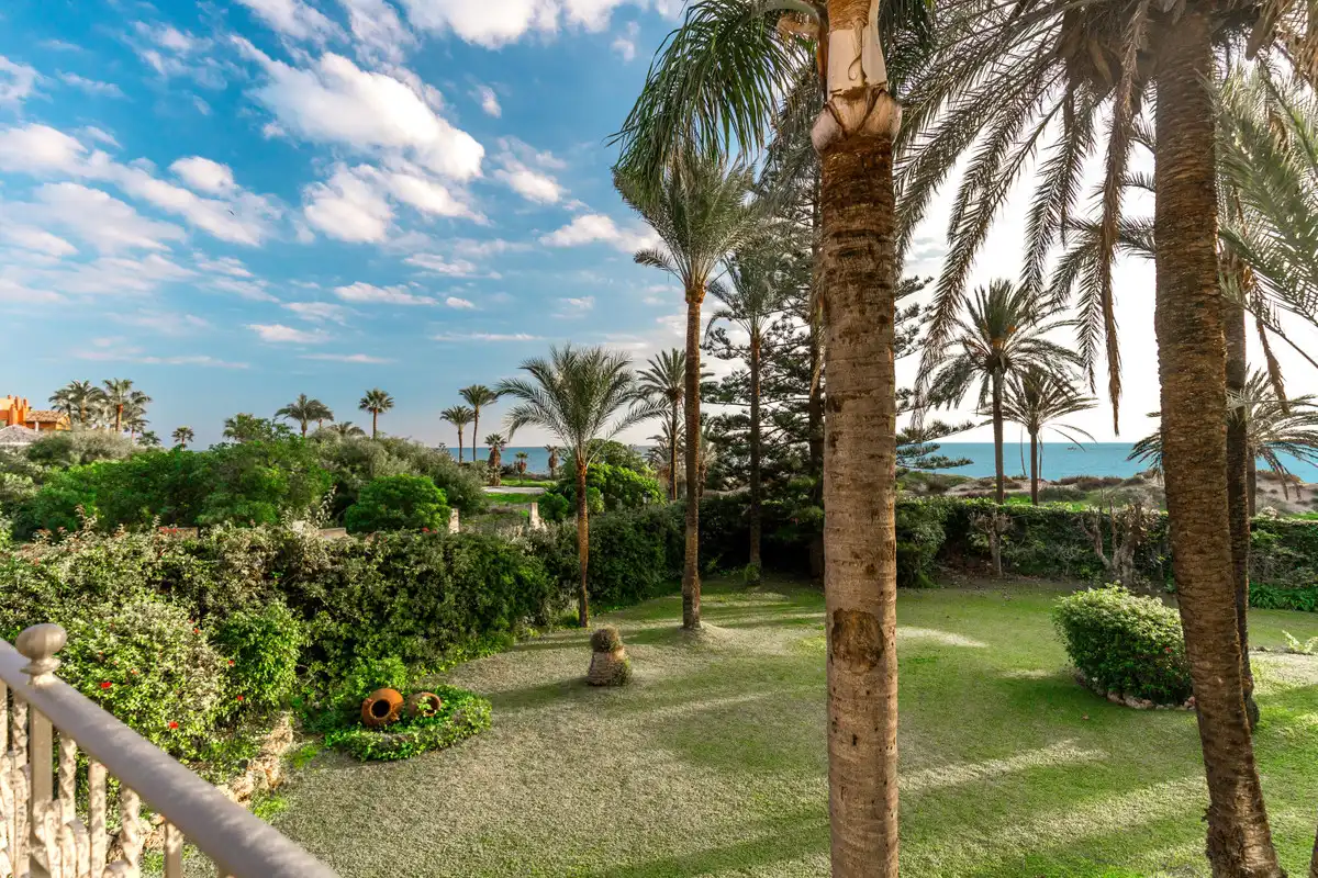 Jardín de Casa adosada en venta en Marbella con Aire acondicionado