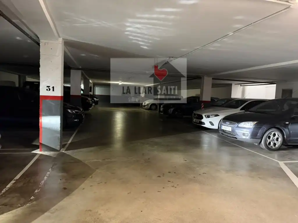 Individual en alquiler en Calle Reina, imagen 3
