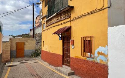 Vista exterior de Casa o xalet en venda en Las Palmas de Gran Canaria amb Terrassa