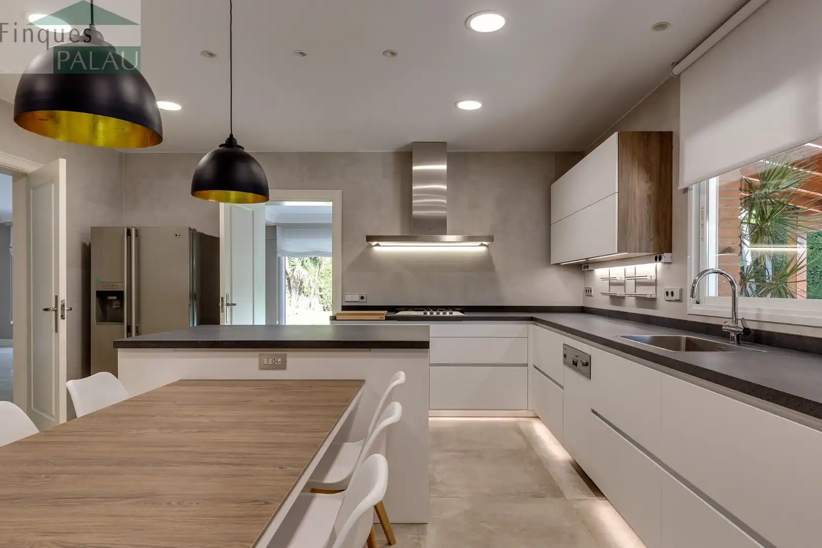 Cocina de Casa o chalet de alquiler en Sant Just Desvern con Aire acondicionado, Jardín privado y Terraza