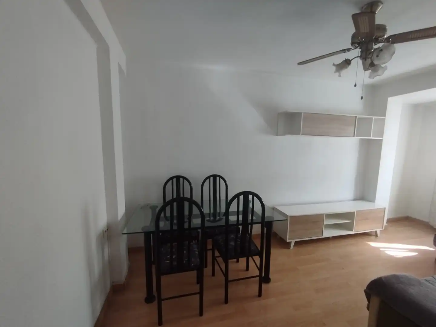 Dining room of Flat for sale in Zaragoza  with Heating, Parquet flooring and Furnished