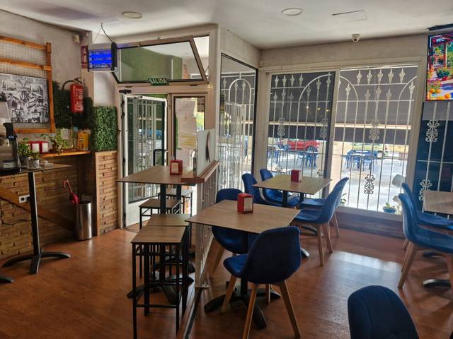 Local comercial en Venta en Calle Pío Baroja, 2B en Brezo