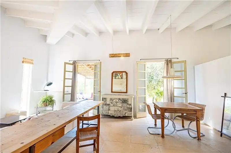 Comedor de Finca rústica de alquiler en Selva con Calefacción, Jardín privado y Terraza