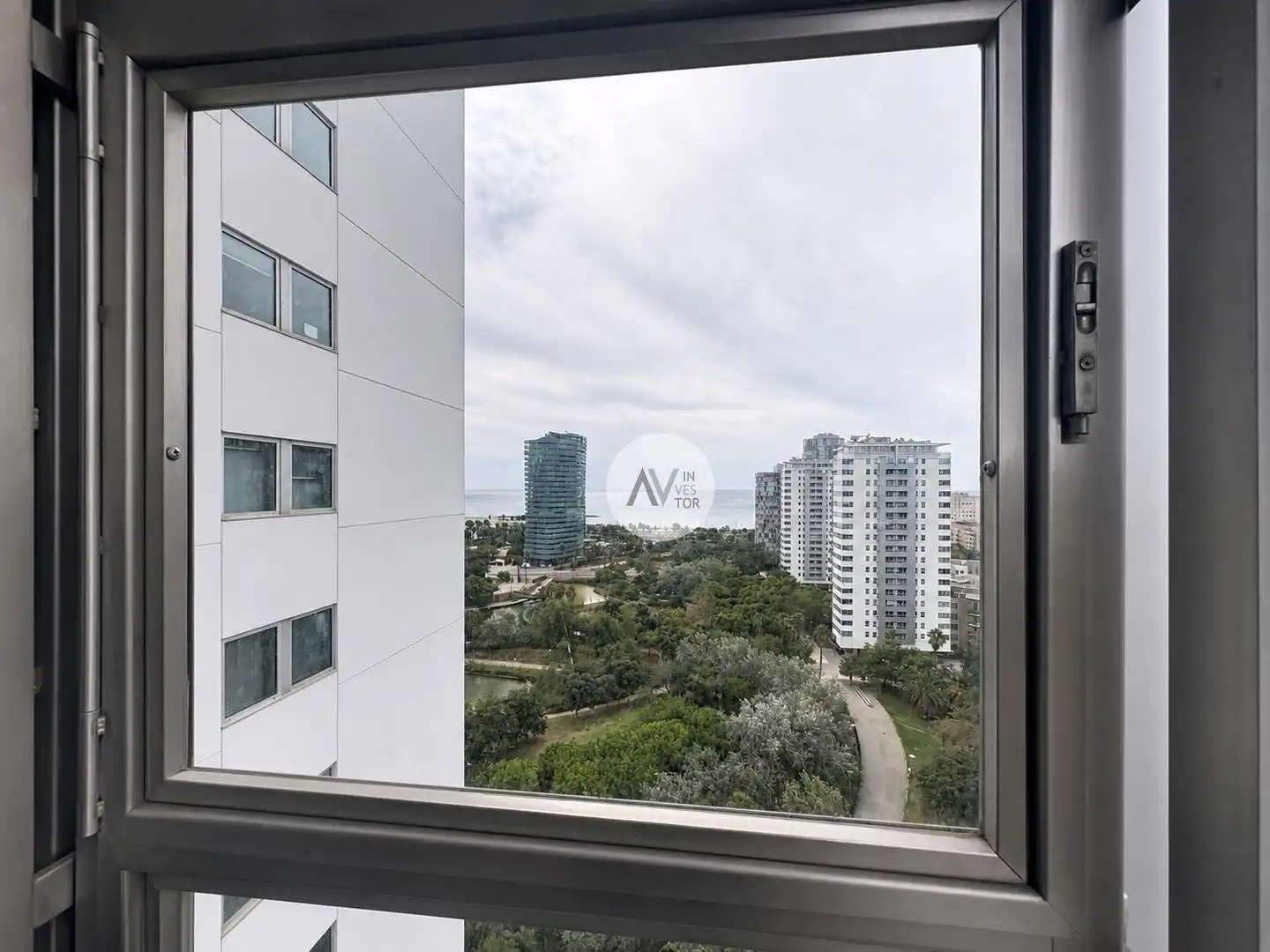 Habitación de Apartamento en venta en Barcelona con Aire acondicionado, Calefacción y Jardín privado