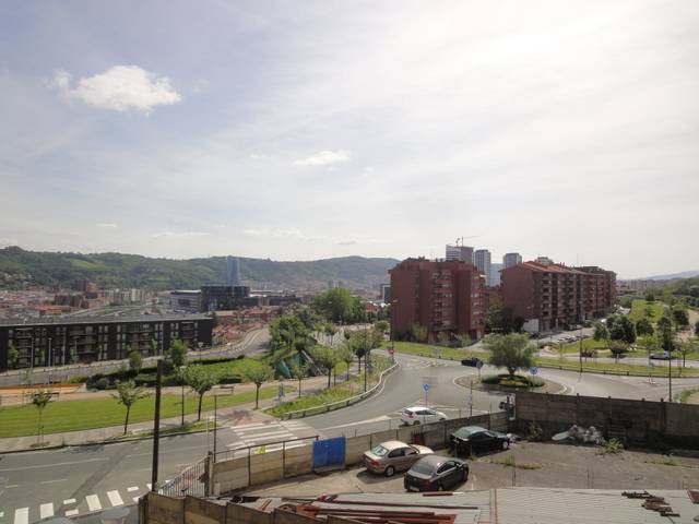 Piso en Alquiler en Basurtu Kastrexana Errepidea en Altamira