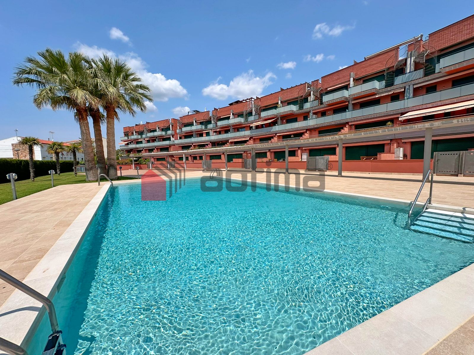Piscina de Apartament de lloguer en Altafulla amb Aire condicionat, Moblat i Piscina comunitària