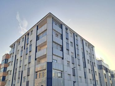 Piso con ascensor en venta en Calle Escuelas