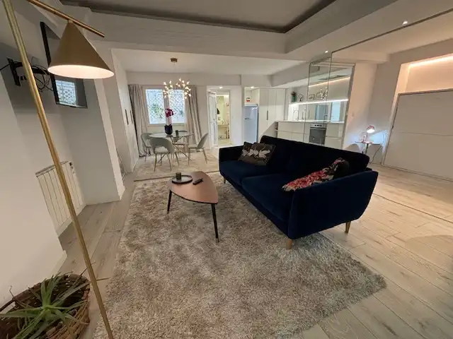 Sala d'estar de Pis en venda en Ferrol amb Calefacció, Parquet i Terrassa