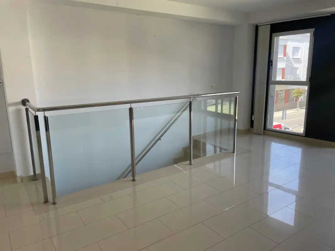 Maisonette zum Verkauf in Gandia mit Klimaanlage