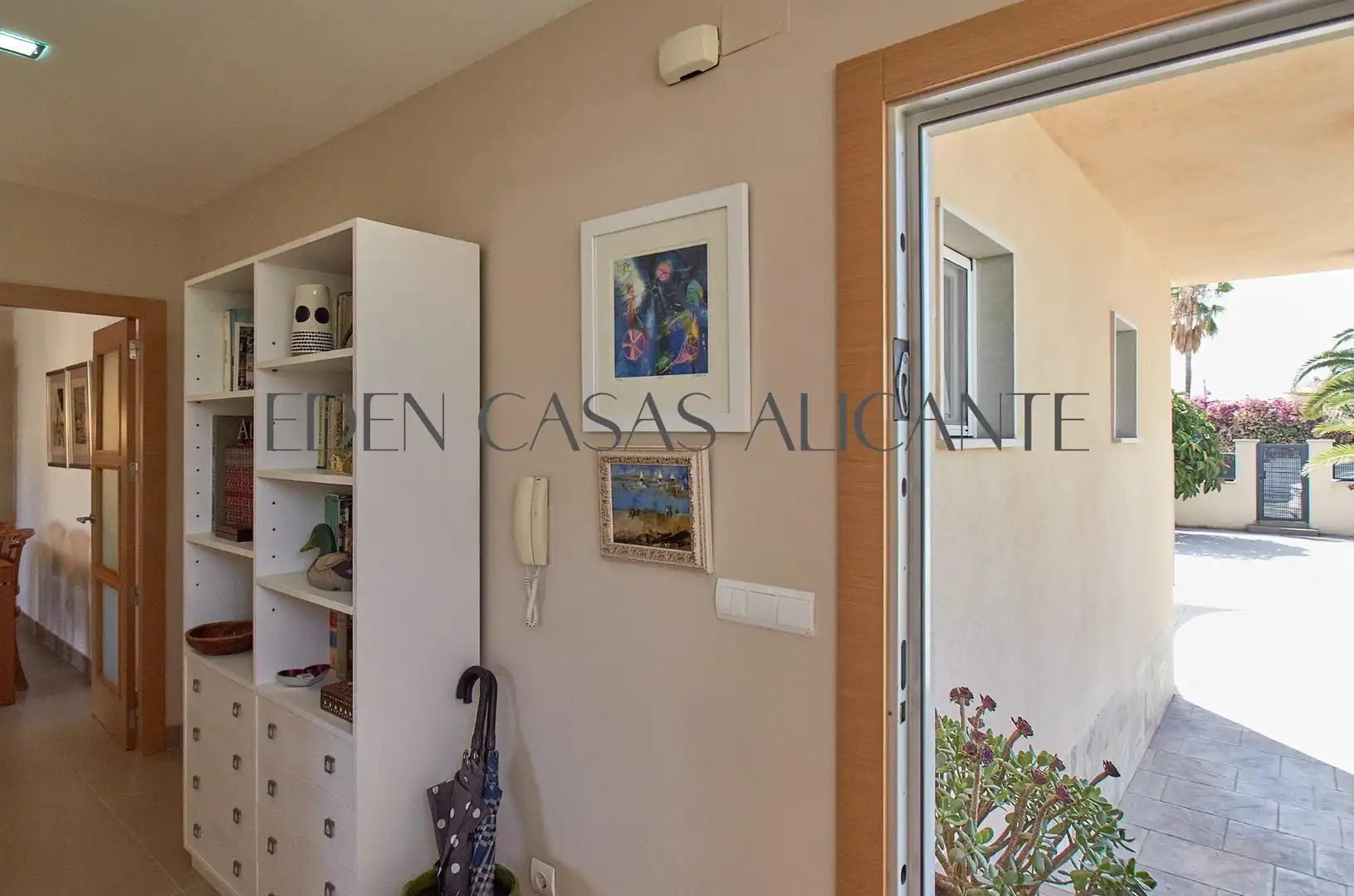 Detached house with terrace for sale in Busot, imagen 3