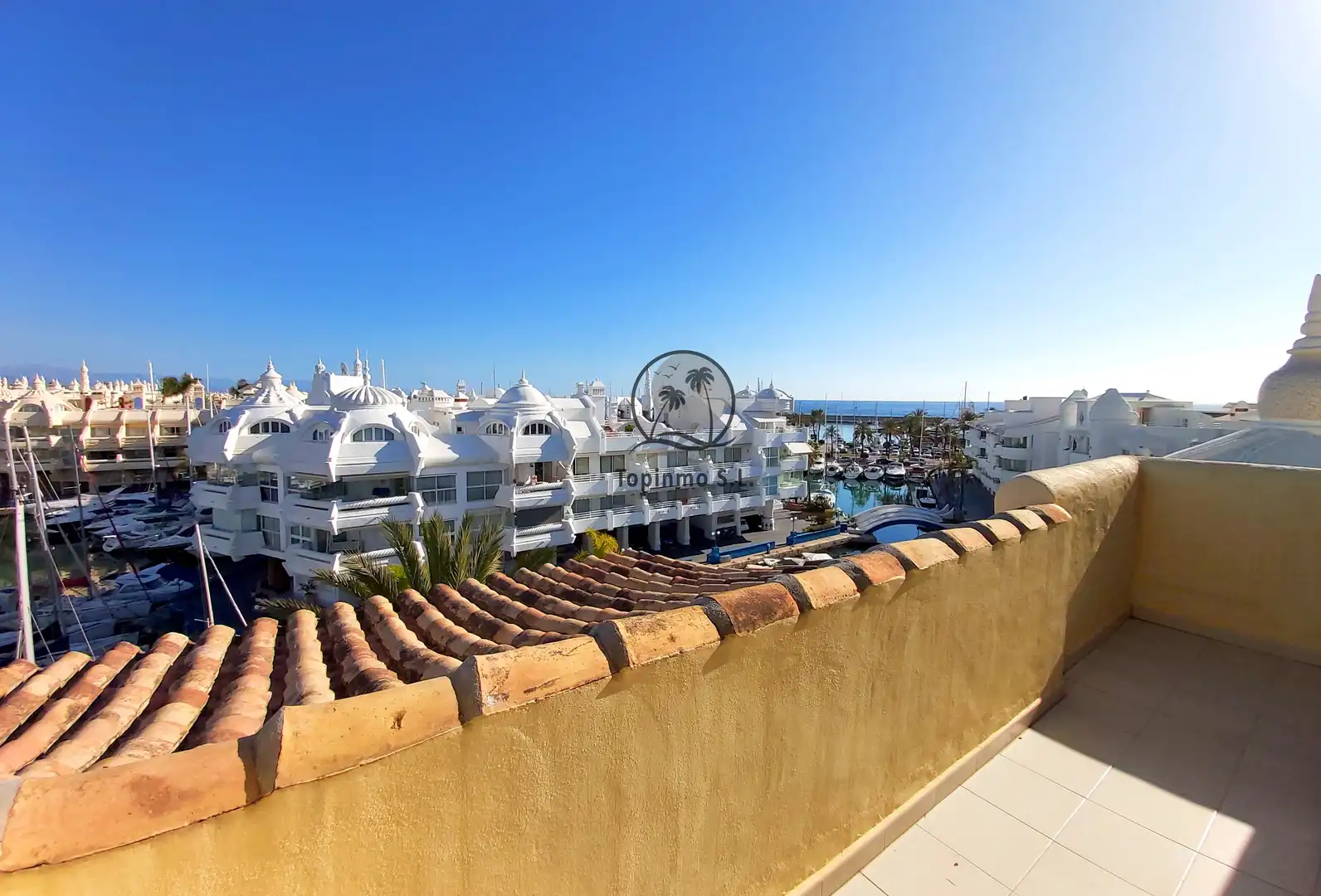 Vista exterior de Dúplex de lloguer en Benalmádena amb Aire condicionat, Calefacció i Terrassa