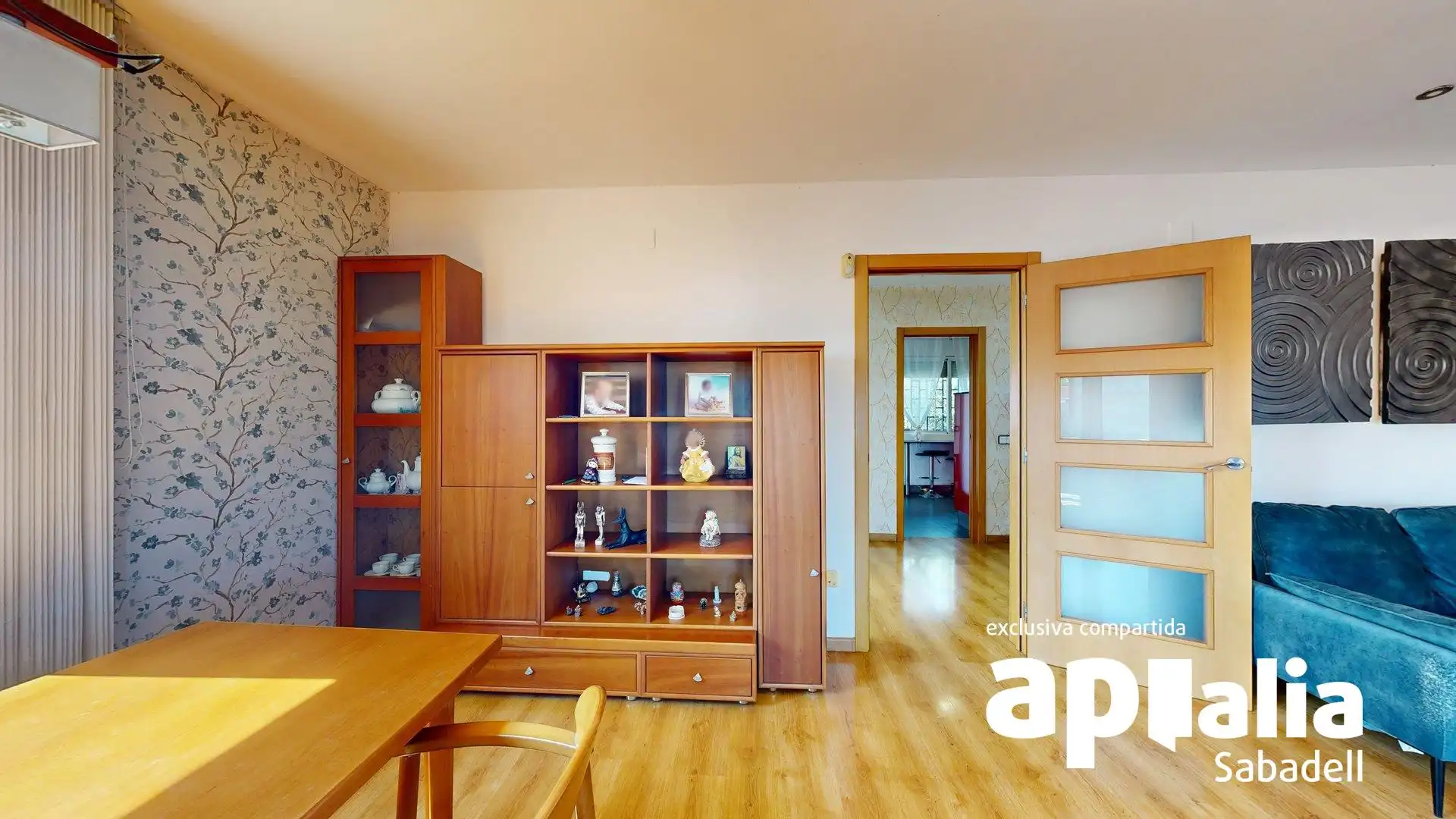 Sala de estar de Casa o chalet en venta en Barberà del Vallès con Calefacción, Jardín privado y Terraza