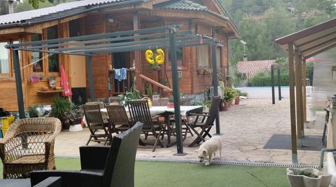 Foto 2 de Casa o xalet en venda a Avinguda Olesa de Bonesvalls, Vallirana, Barcelona
