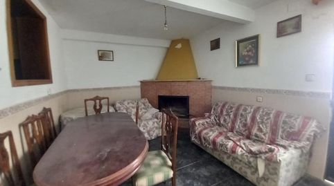 Foto 5 de Casa adosada en venta en Calle Baena, Martos, Jaén