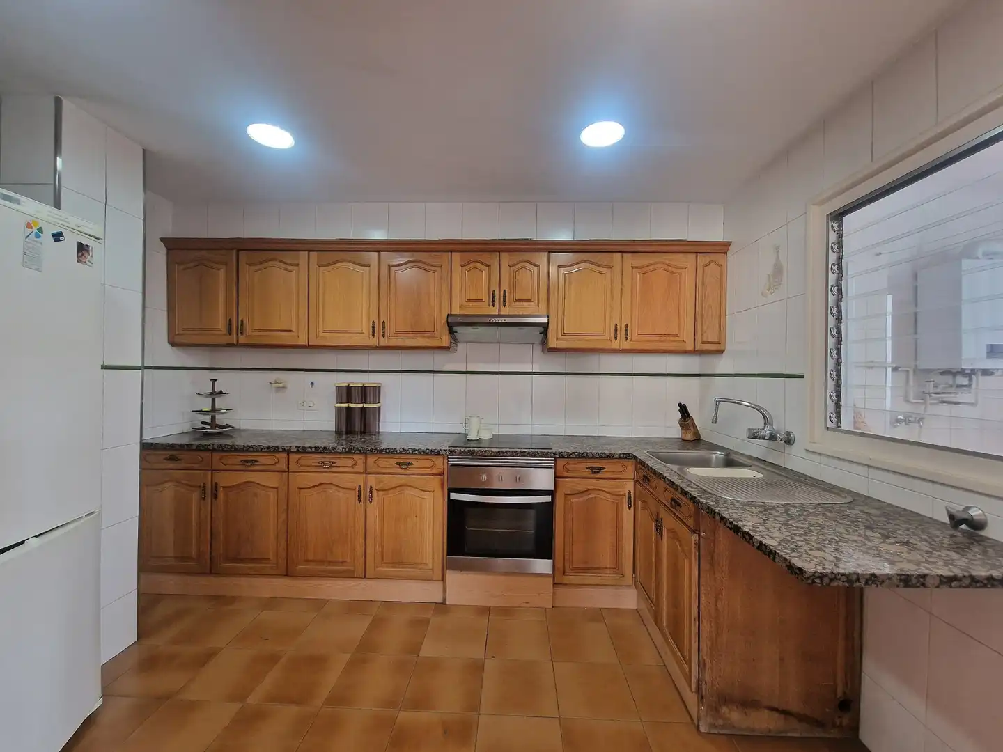 Kitchen of Flat for sale in Girona  with Heating, Storage room and Balcony