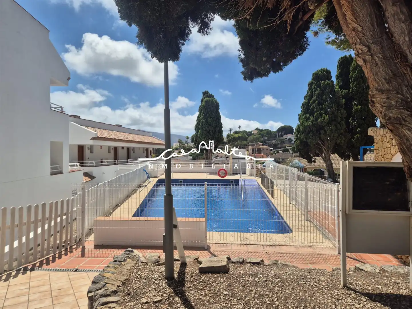 Schwimmbecken von Wohnungen zur Miete in L'Alfàs del Pi mit Klimaanlage, Heizung und Privatgarten