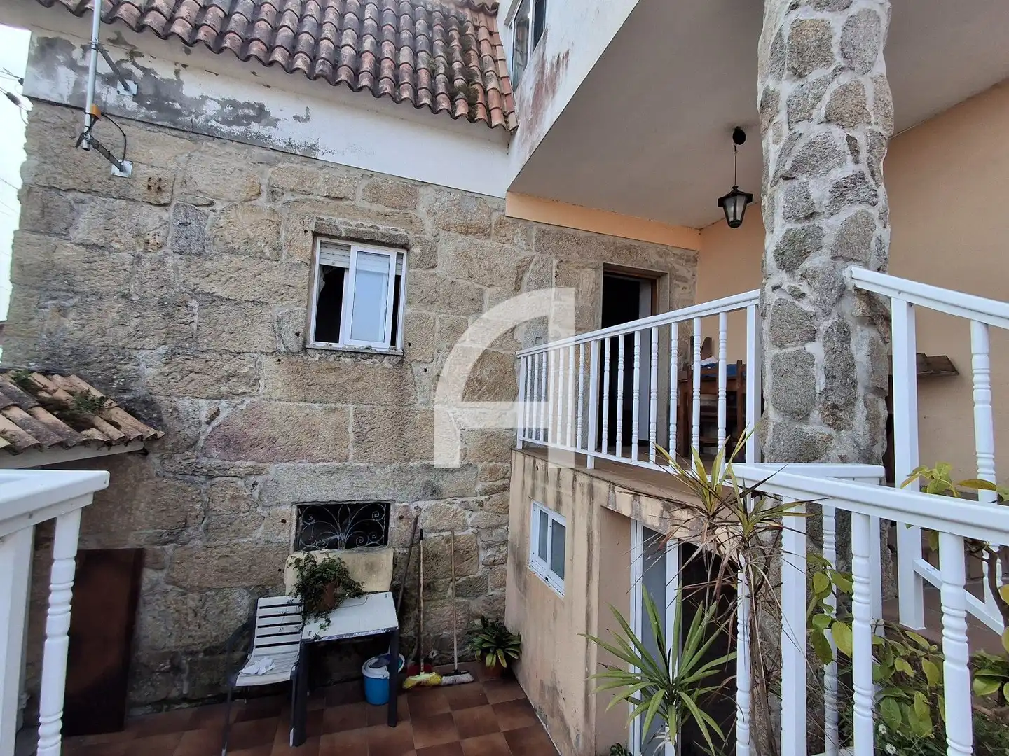Terrassa de Casa o xalet en venda en Vigo  amb Calefacció, Terrassa i Traster