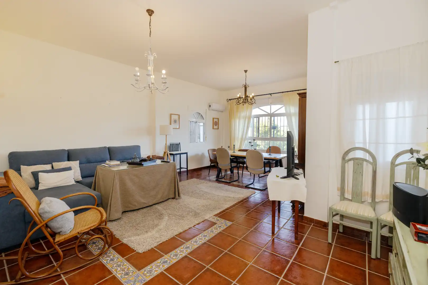 Sala de estar de Finca rústica en venta en Colmenar con Aire acondicionado, Calefacción y Jardín privado