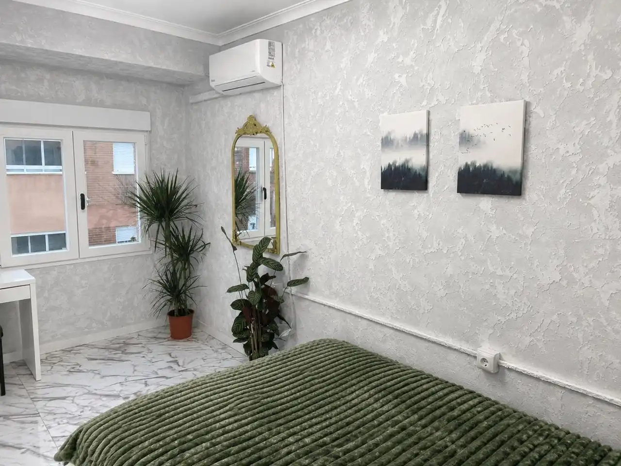 Schlafzimmer von Wohnung zum Verkauf in Mislata mit Klimaanlage und Möbliert
