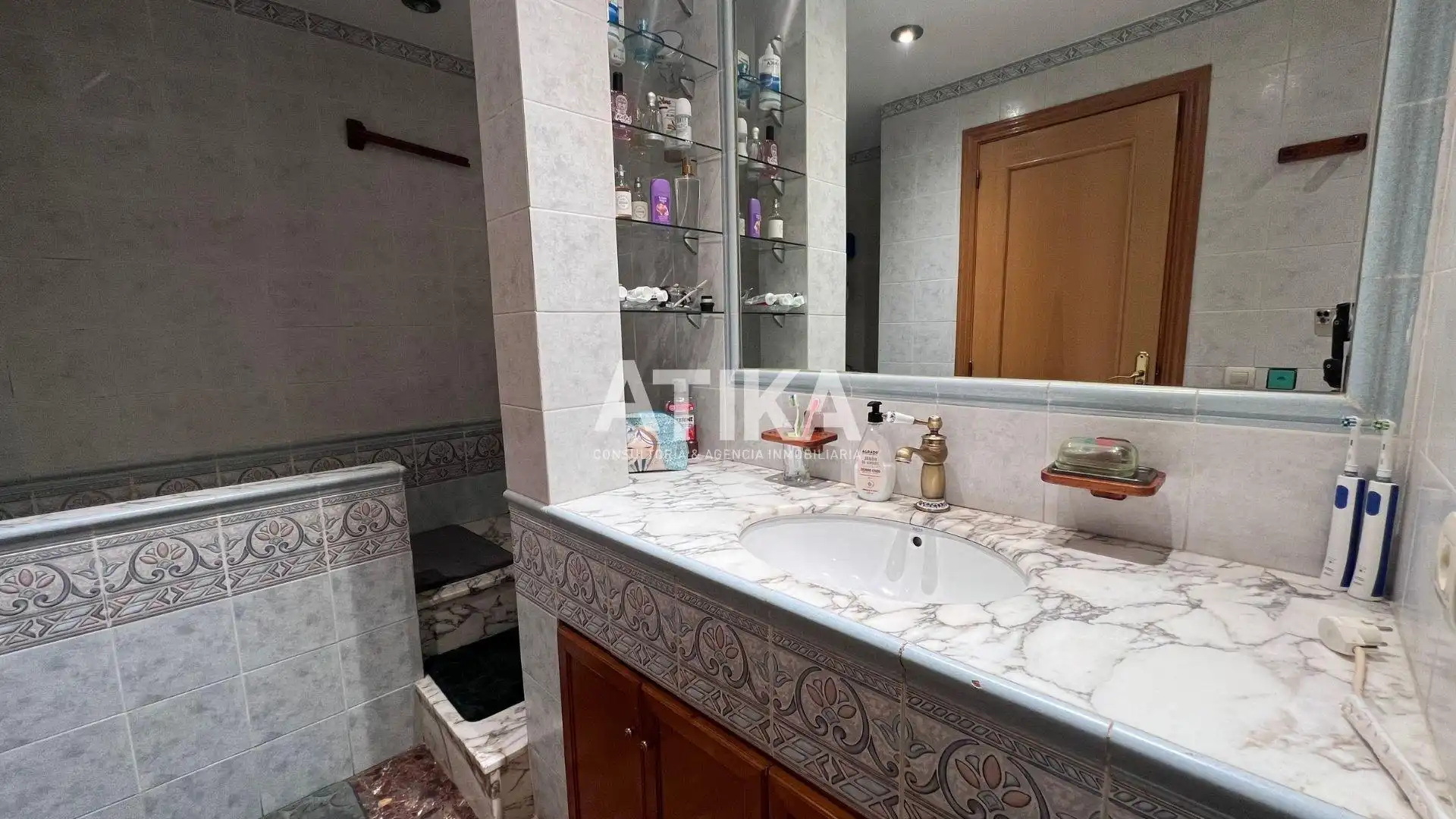 Bathroom of Flat for sale in Ontinyent  with Heating, Terrace and Storage room