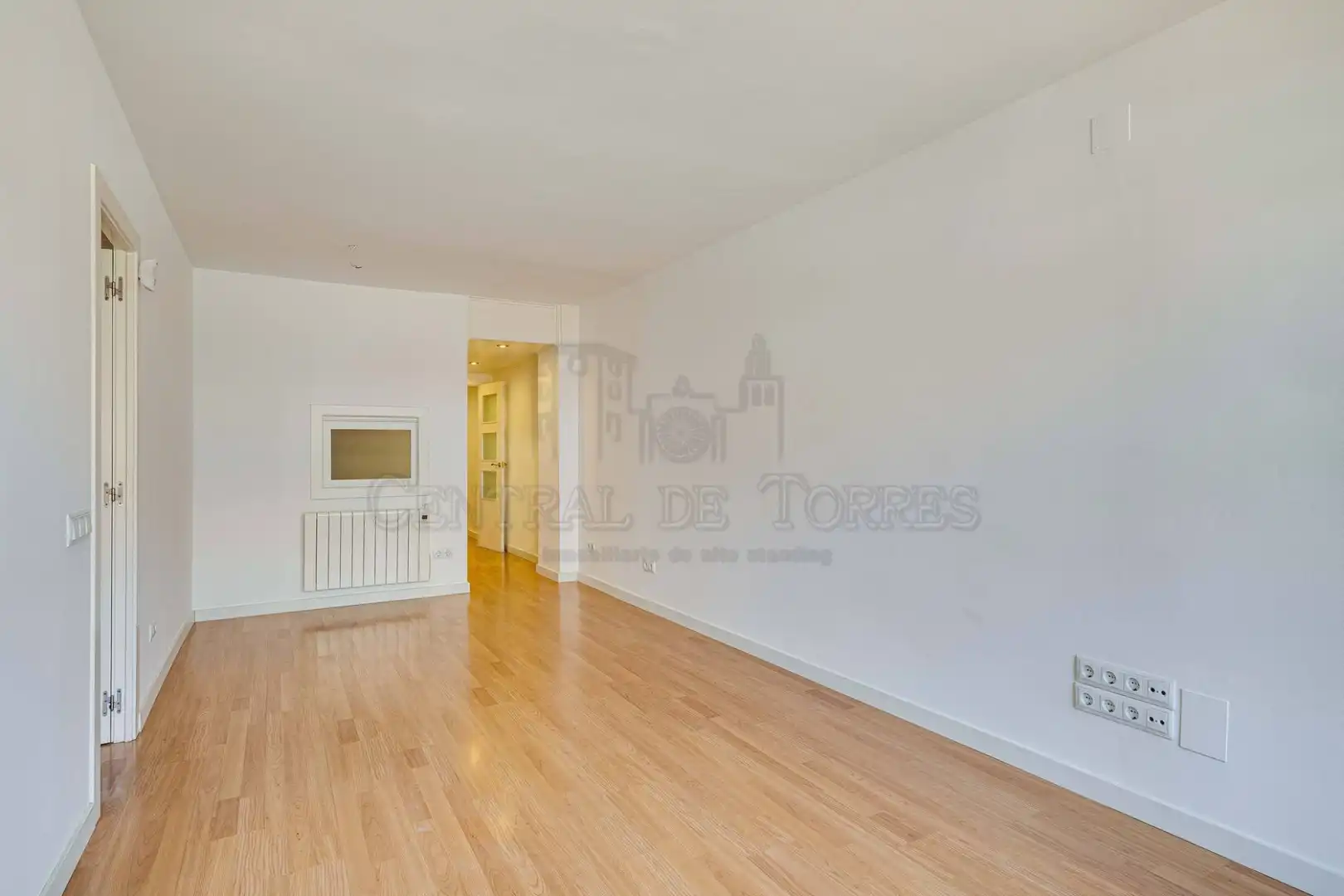 Bedroom of Flat for sale in Sant Cugat del Vallès  with Heating, Parquet flooring and Terrace